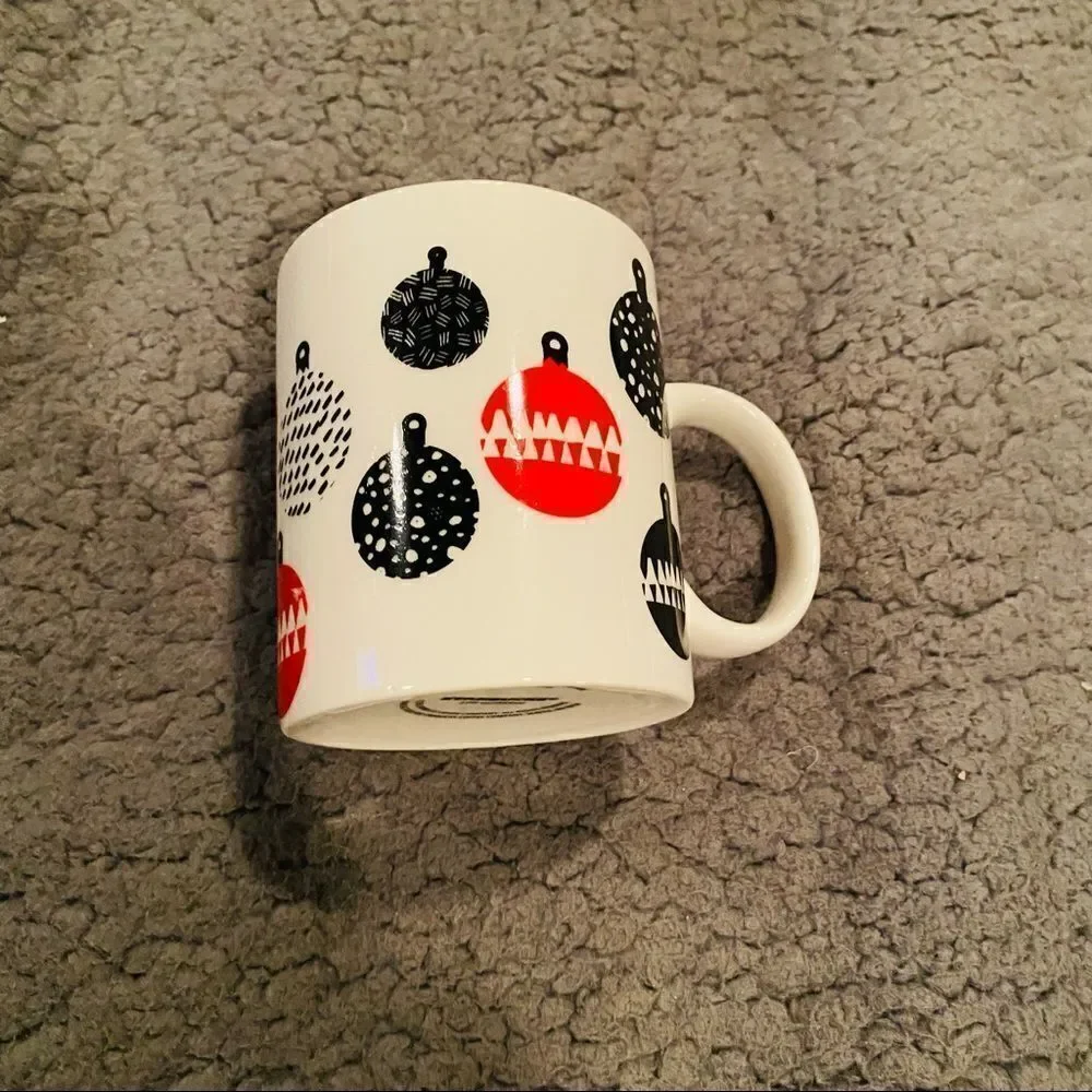 Starbucks Hiliday Collection Coffee Mug 12 Oz